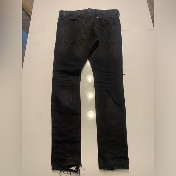 “Destroyed” jeans - Picture 2 of 2